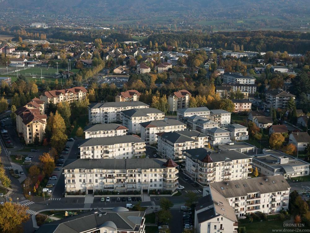 Beautiful Apartment Near Geneva Saint-Julien-en-Genevois Dış mekan fotoğraf